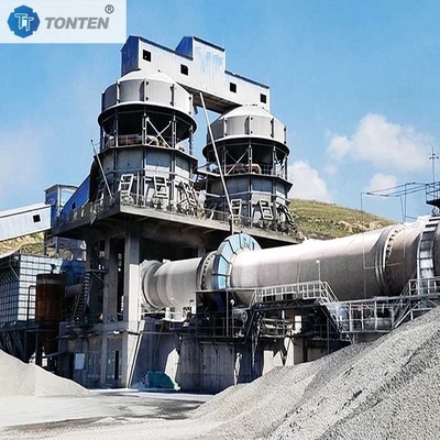 Ciment au dioxyde de titane et magnétite four rotatif dans une usine de ciment