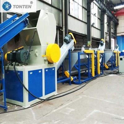 Usine de recyclage de bouteilles en PET en plastique