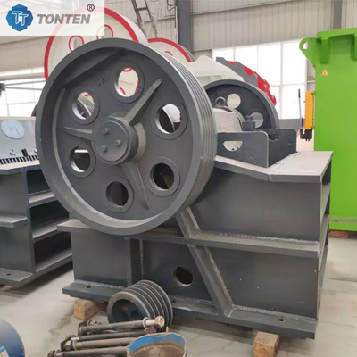 Crusher à mâchoires à faible entretien et à haute performance pour le génie chimique