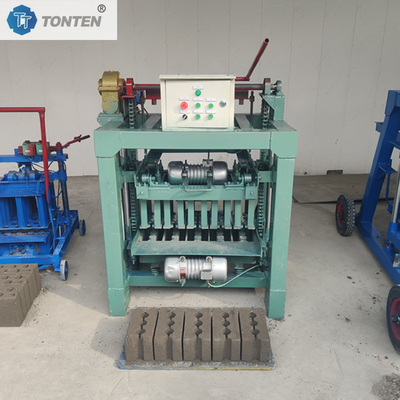 Une nouvelle machine de moulage semi-automatique de blocs de ciment