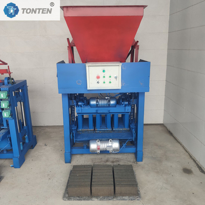 4-35B Machine de moulage de blocs à trémie de petite et moyenne taille