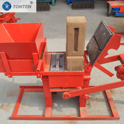 Chine Petite machine manuelle de fabrication de blocs de béton pour la vente