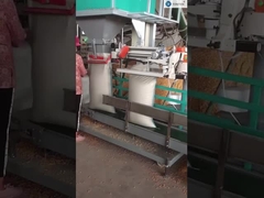 Machine d'emballage de granulés en poudre de maïs et de cacahuètes pesée automatique